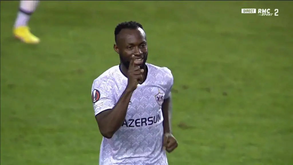 , L’attaquant ghanéen Kwabena Owusu marque alors que Qarabag bat Nantes en Ligue Europa